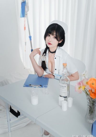 欧美健身背心瑜伽裤_720在线视频播放