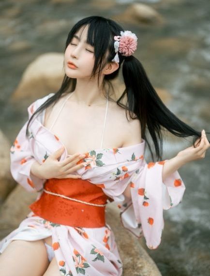 欧美喷潮视频_1080手机在线看