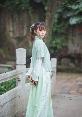 亚洲少妇一区二区三区_高清电影