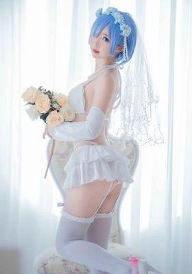 欧美足球宝贝裸彩图_手机免费播放动漫